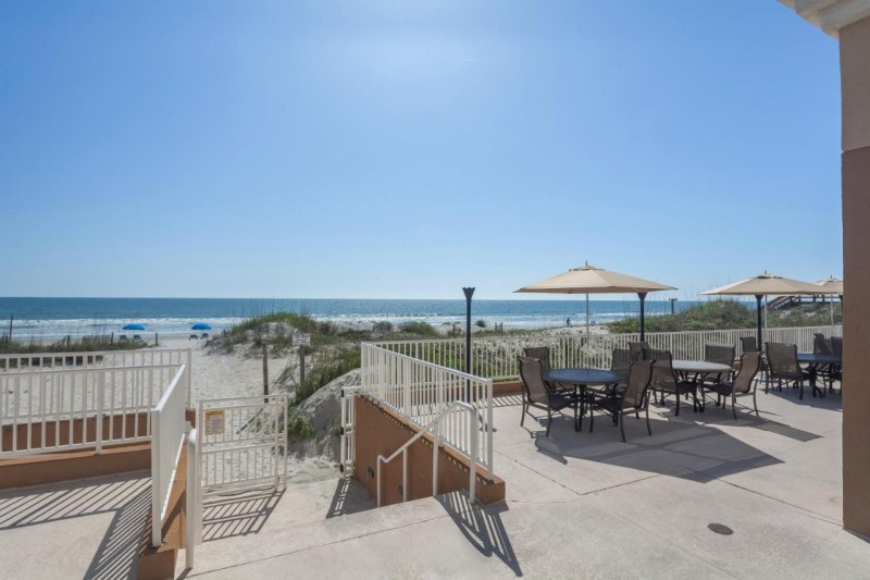 Image: Courtyard by Marriott Jacksonville Beach Oceanfront