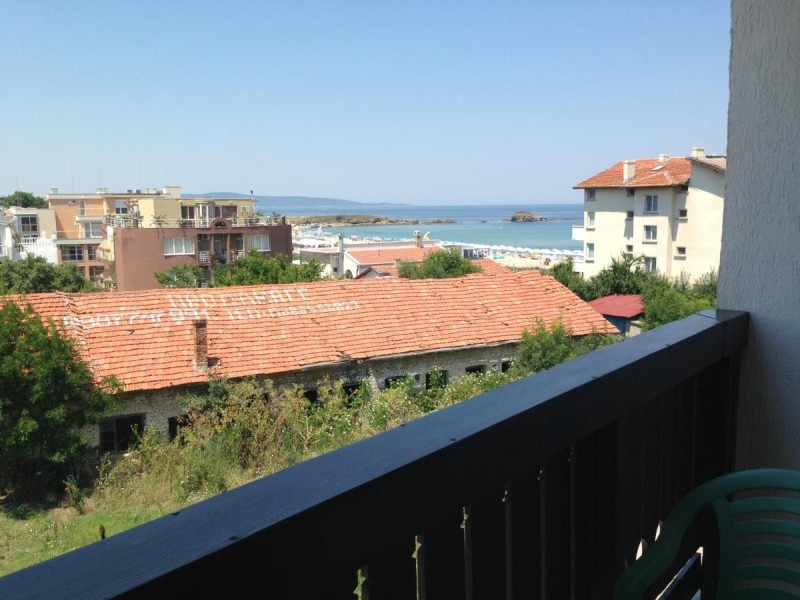 Image: Hotel Laguna
