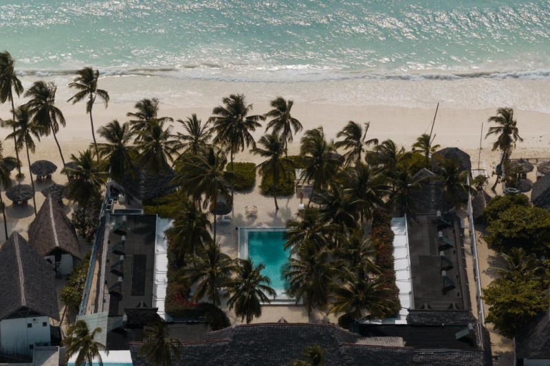 Image: The Loop Beach Resort