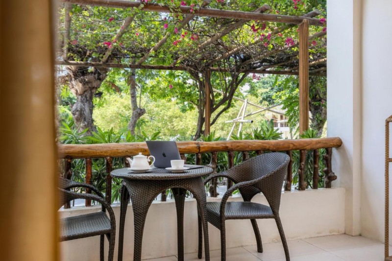 Image: Bluewater Maribago Beach Resort