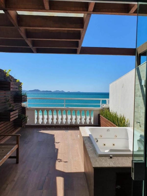 Image: Ocean View Hotel