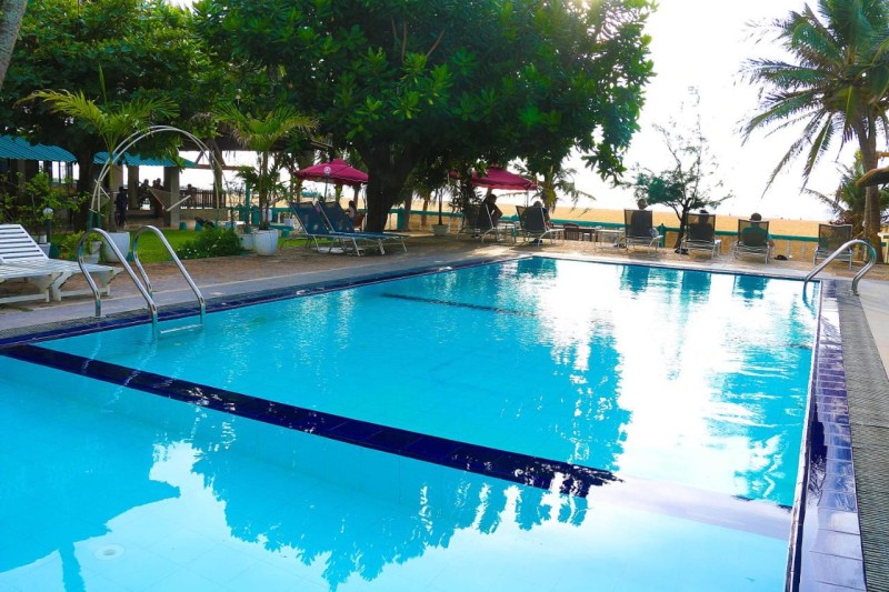 Image: Topaz Beach Hotel
