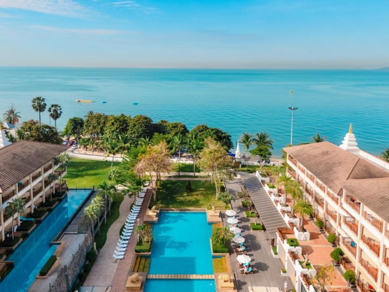 Image: The Heritage Pattaya Beachfront Resort