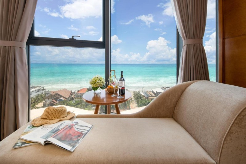 Image: Paris Deli Danang Beach Hotel