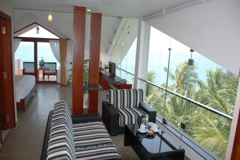 Image: Canary Beach Resort