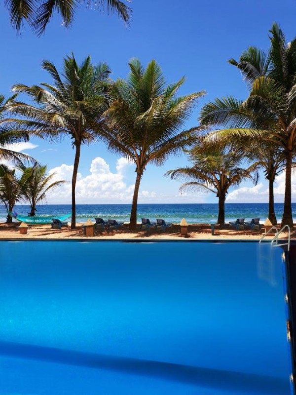 Image: Oasey Beach Hotel