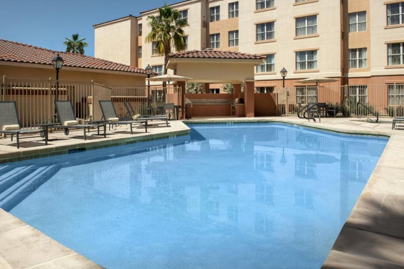 Image: Residence Inn by Marriott Phoenix Airport