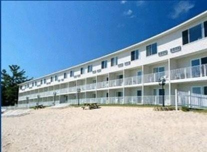 Image: Bridge Vista Beach Hotel and Convention Center