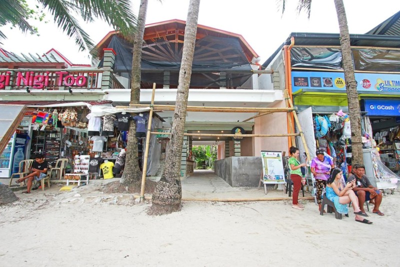 Image: Nigi Nigi Too Beach Resort