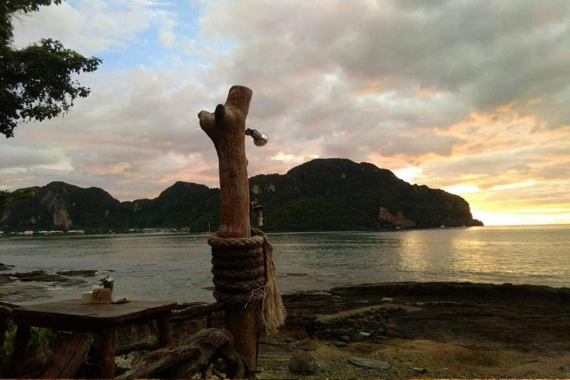 Image: Phi Phi Sunset Bay Resort