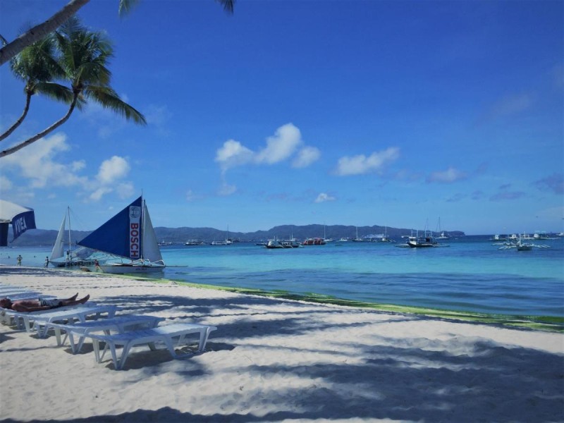 Image: Grand Blue Beach Hotel