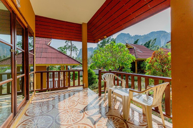 Image: Tonsai Bay Resort