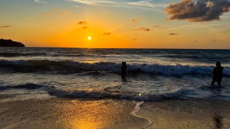 Image: Andaman Seaside Resort Bangtao Beach