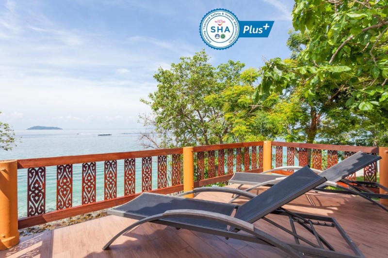 Image: Phi Phi Natural Resort