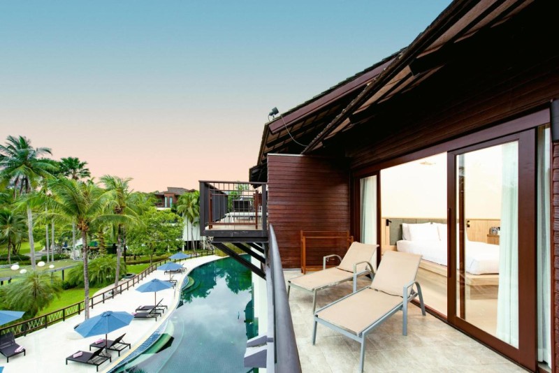 Image: Holiday Ao Nang Beach Resort, Krabi