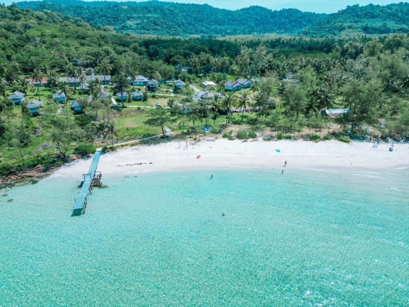 Image: S Beach Resort