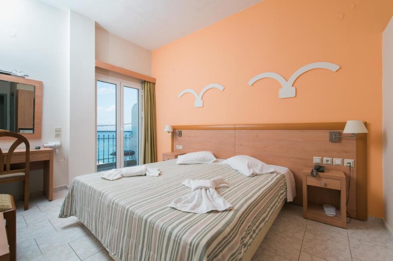 Image: Plaz Hotel