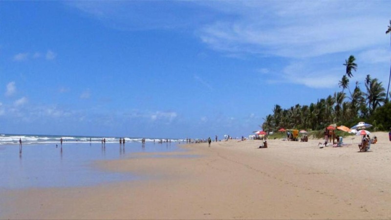Image: Chale 09 - Mamelucos em Frente A Praia de Ipitanga Salvador Bahia