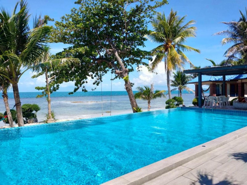 Image: Sunset Beach Villas