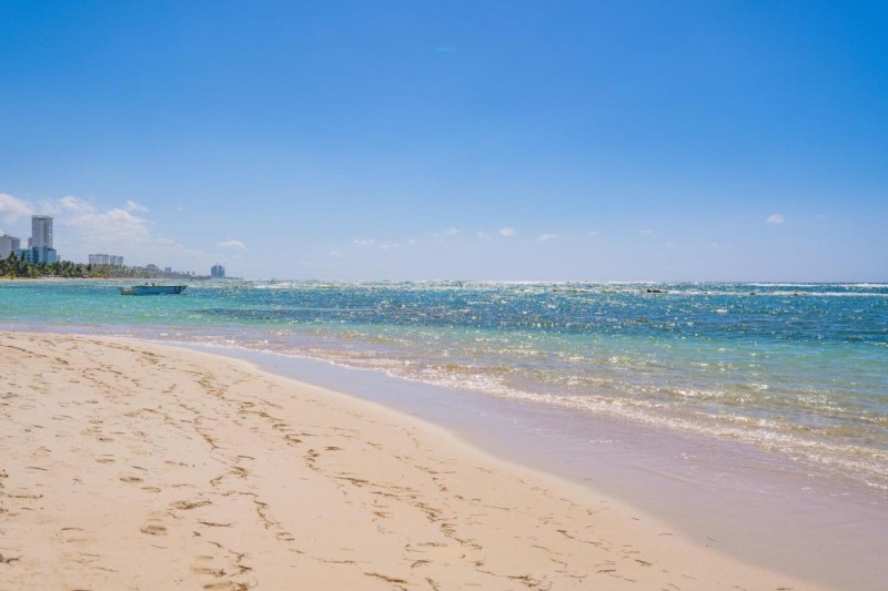 Image: Coral Costa Caribe Beach Resort - All Inclusive
