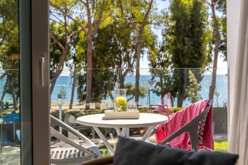 Image: Park Beach Hotel