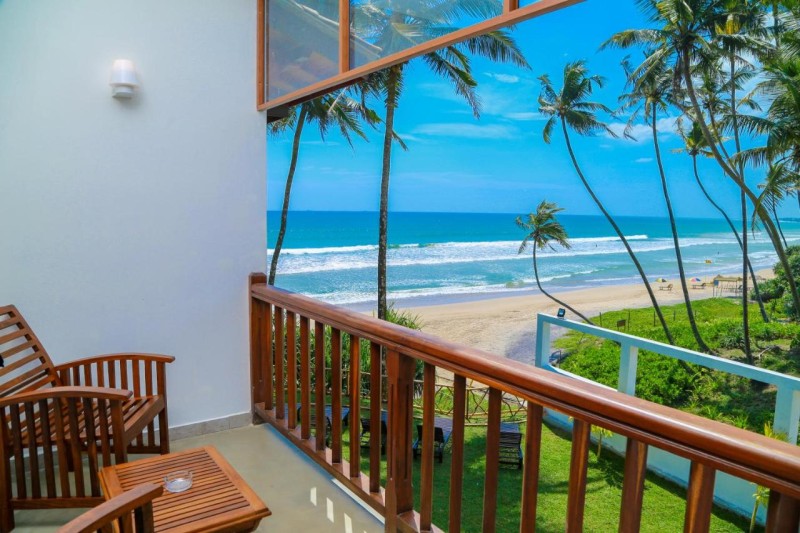 Image: Top Secret Beach Hotel