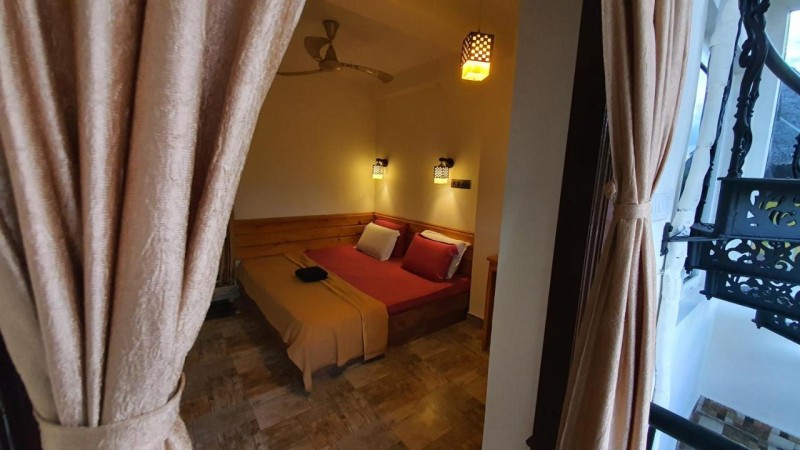 Image: Little Island (Beach Cafe & Guest House)