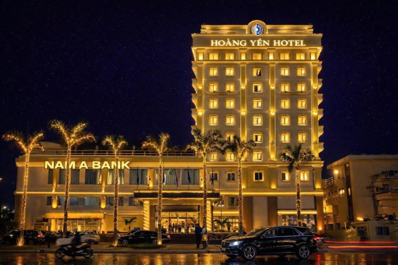 Image: Sandals Hoàng Yến