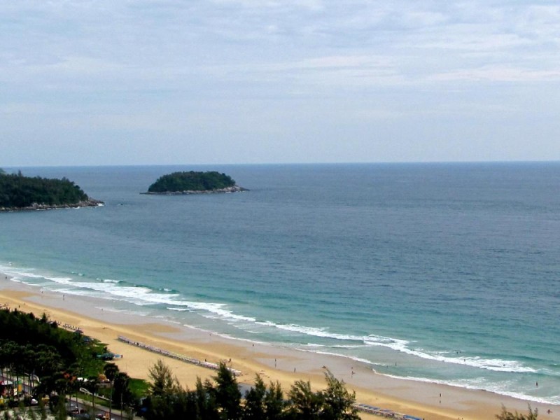 Image: Waterfront Suites Phuket by Centara