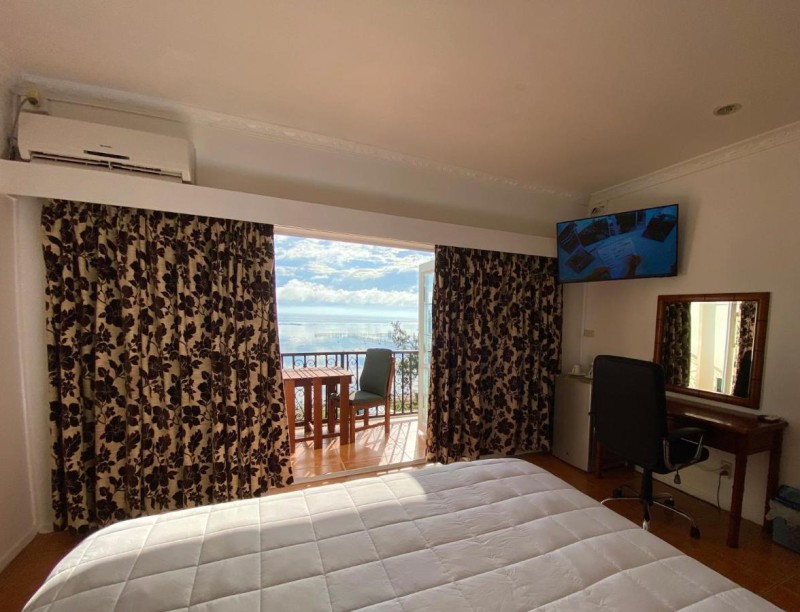 Image: Little Italy Hotel