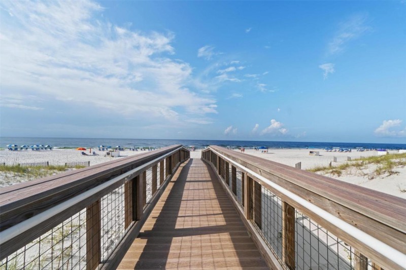 Image: Hilton Garden Inn Orange Beach