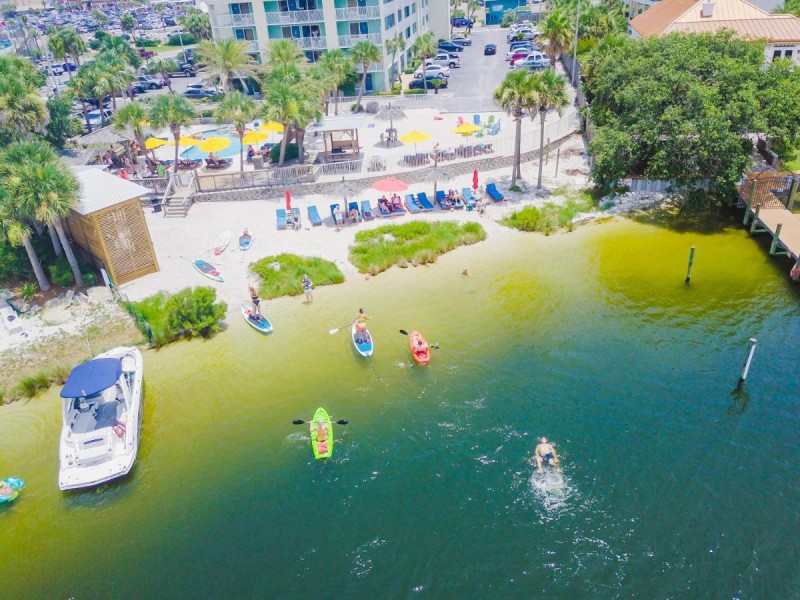 Image: Surf & Sand Hotel - Free Hot Breakfast & Rentals