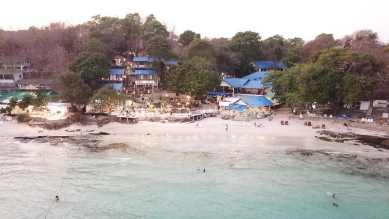 Image: Sangthian Beach Resort