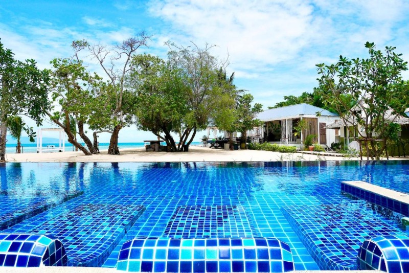 Image: Sabaii Bay Resort