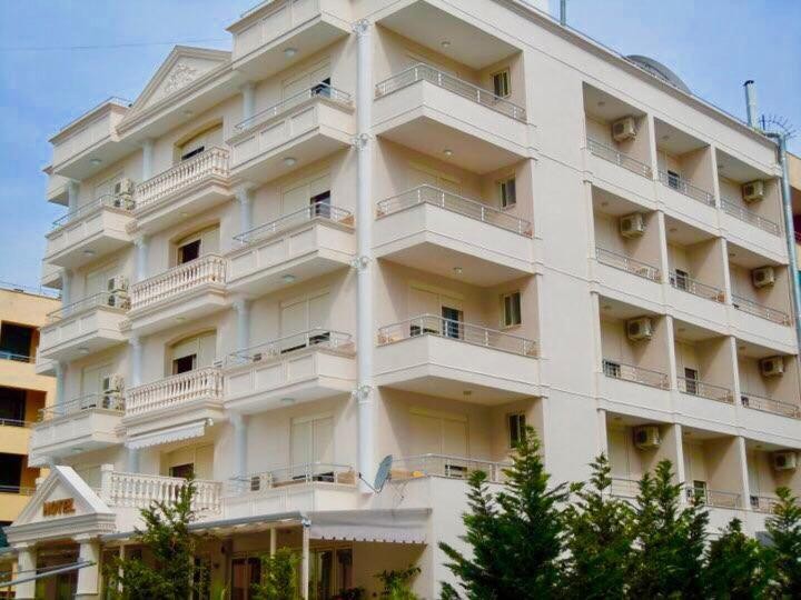 Image: Lyden Hotel