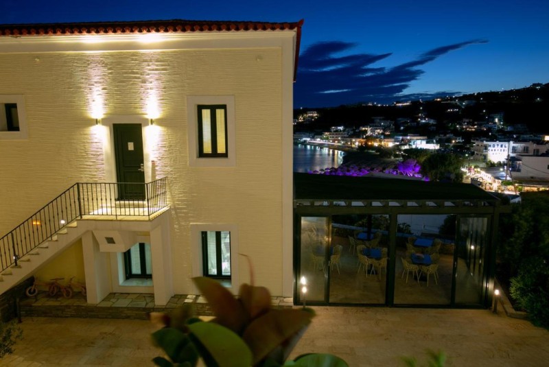 Image: Krinos Suites Andros