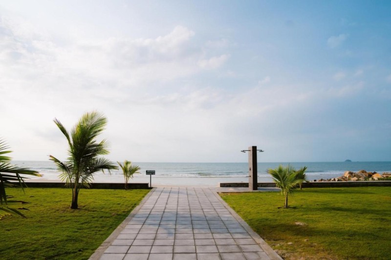 Image: Dat Lanh Beach Resort