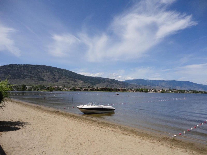 Image: Falcon Resort