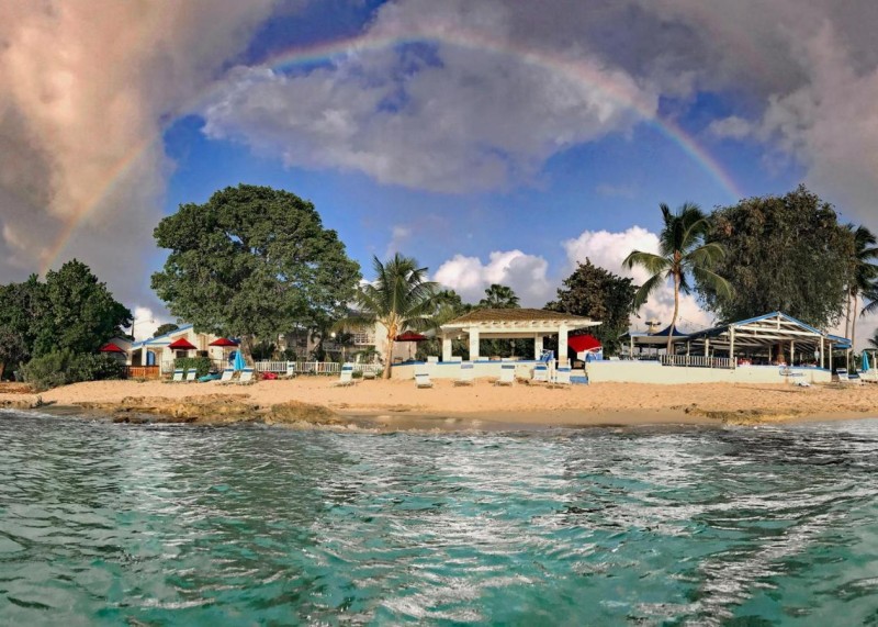 Image: Sand Castle on the Beach - Adults Only