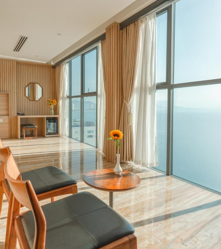 Image: Emerald Bay Hotel & Spa Nha Trang