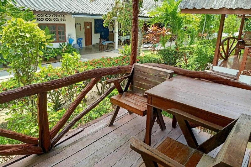 Image: Palm Point Village