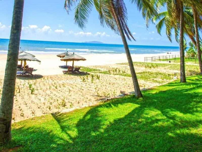 Image: Palm Beach Resort & Spa