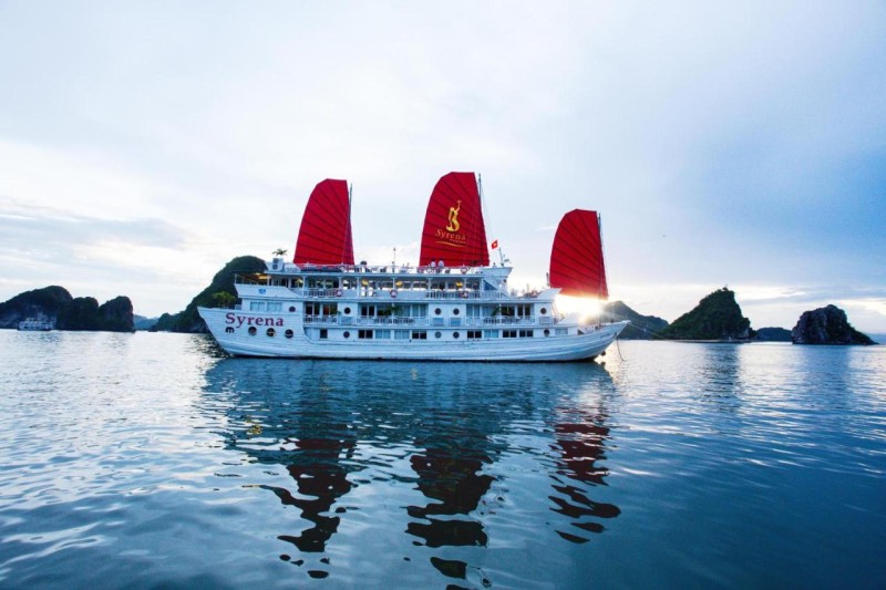 Image: Syrena Cruises