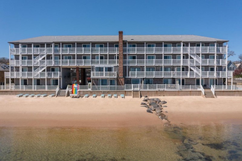 Image: Surfside Hotel and Suites