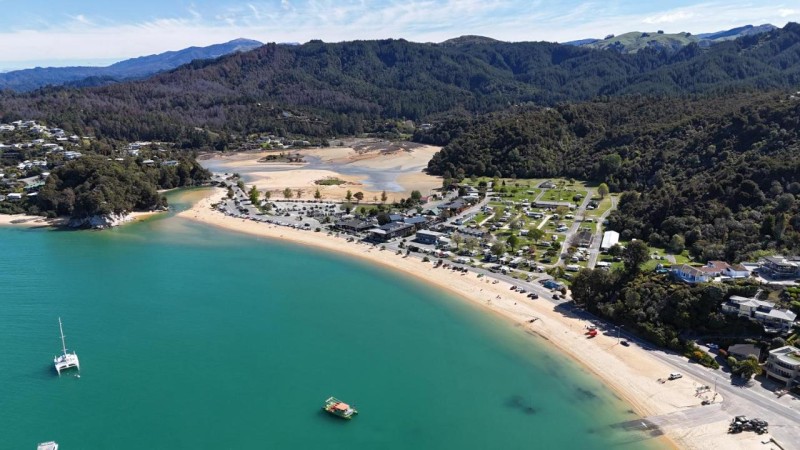 Image: Kaiteriteri Recreation Reserve Cabins