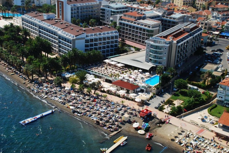 Image: Pasa Beach Hotel