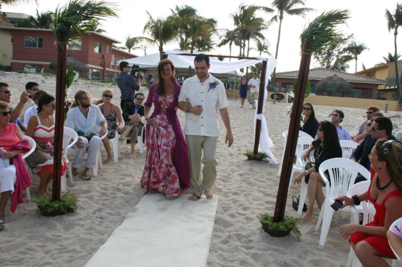Image: Ebb Tide Resort