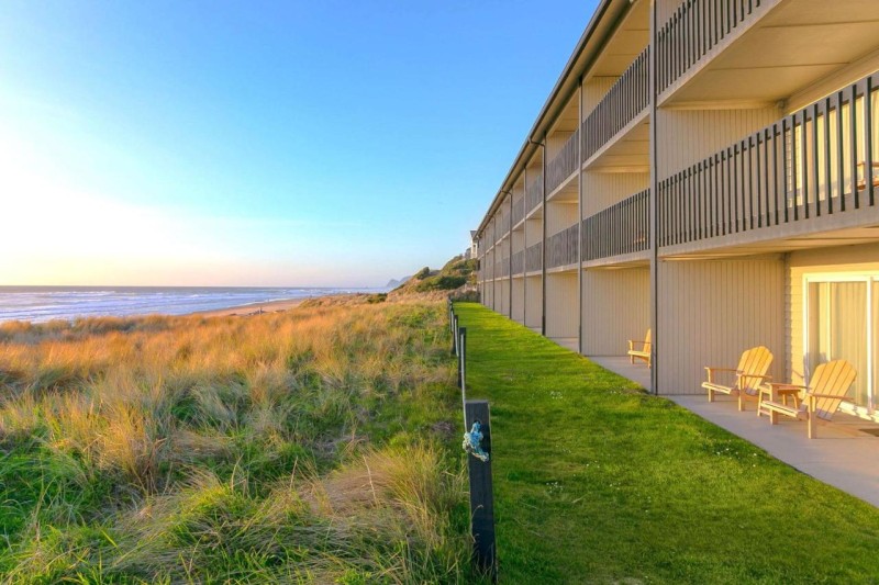Image: Lincoln Sands Oceanfront Resort, an Ascend Collection Hotel