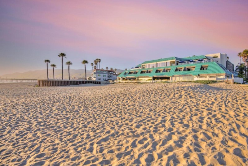 Image: SeaVenture Beach Hotel