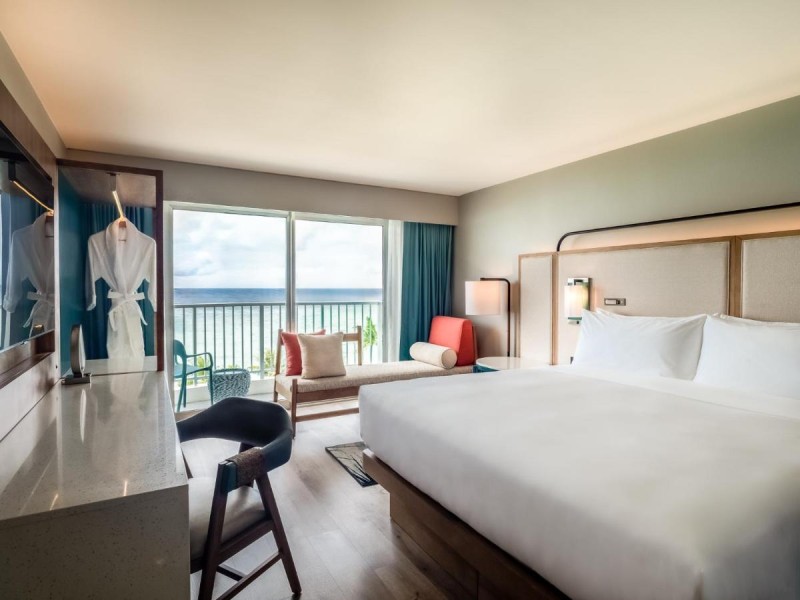 Image: Crowne Plaza Resort Guam